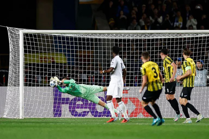 Сейв Куртуа