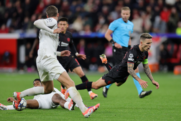 «Байер» — ПСВ