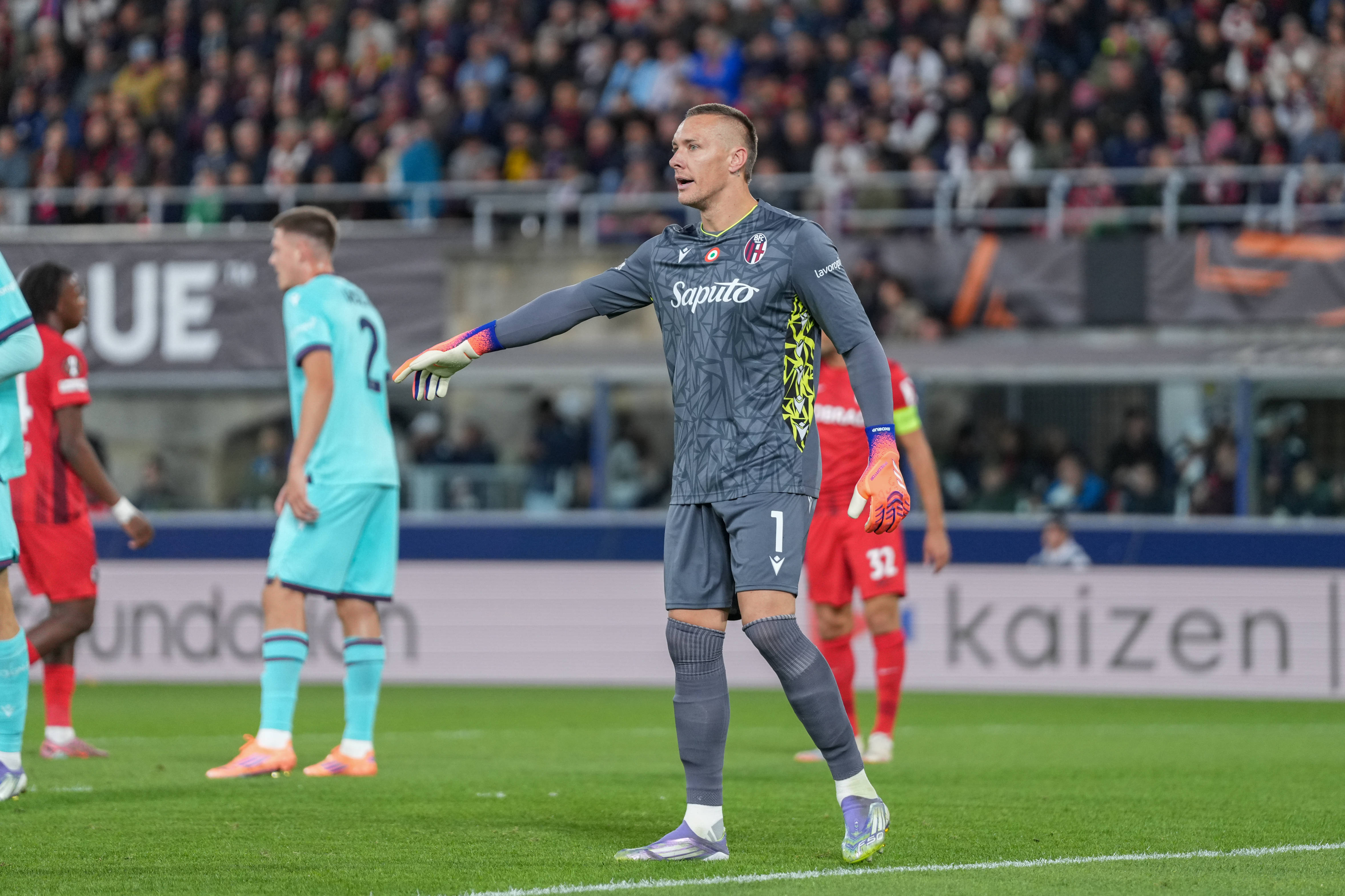 Лукаш Скорупски