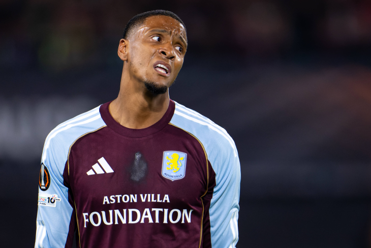 Мрачное начало матча для «Астон Виллы»