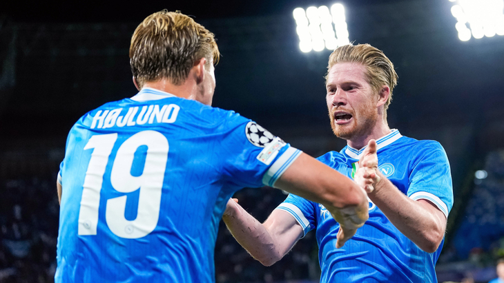 Расмус Хёлунн и Кевин Де Брёйне