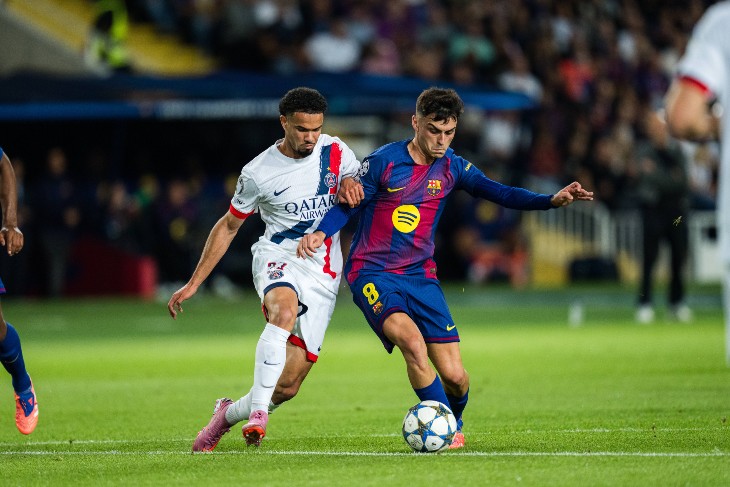 Фрагмент матча «Барселона» — «ПСЖ»