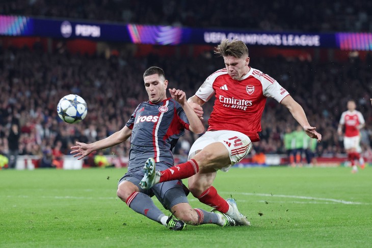 Фрагмент матча «Арсенал» — «Олимпиакос»