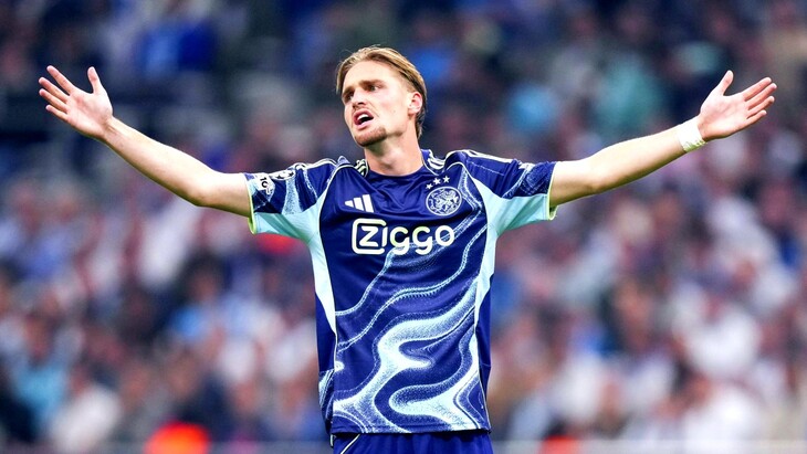 Кеннет Тейлор («Аякс»)