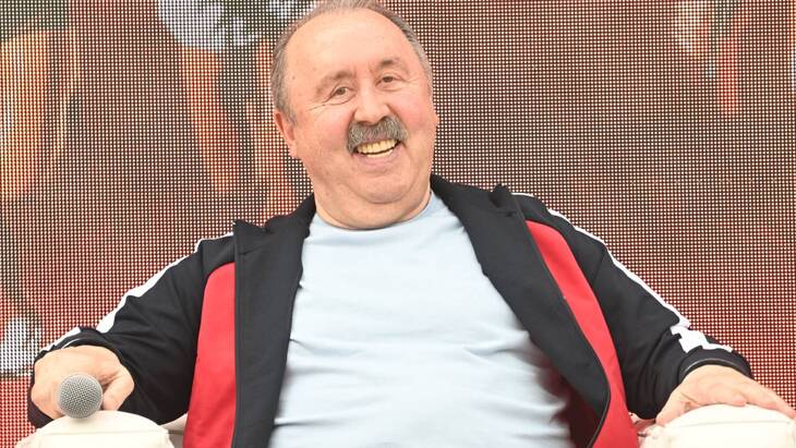 Валерий Газзаев