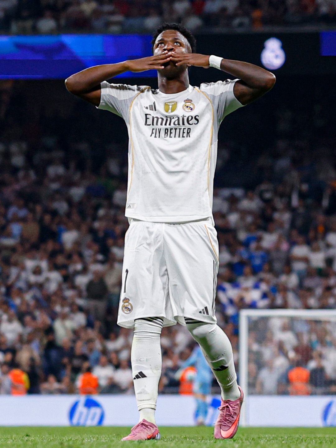 Винисиус Жуниор после забитого гола