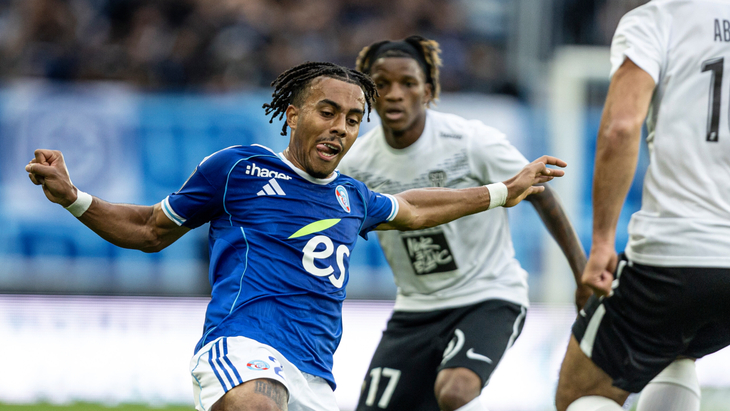 Фрагмент матча «Страсбург» — «Анже»