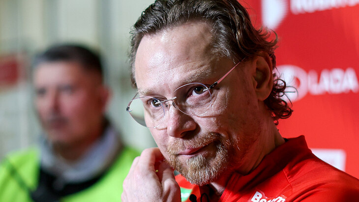 Валерий Карпин