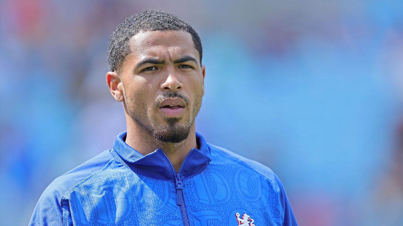 Леви Колуилл