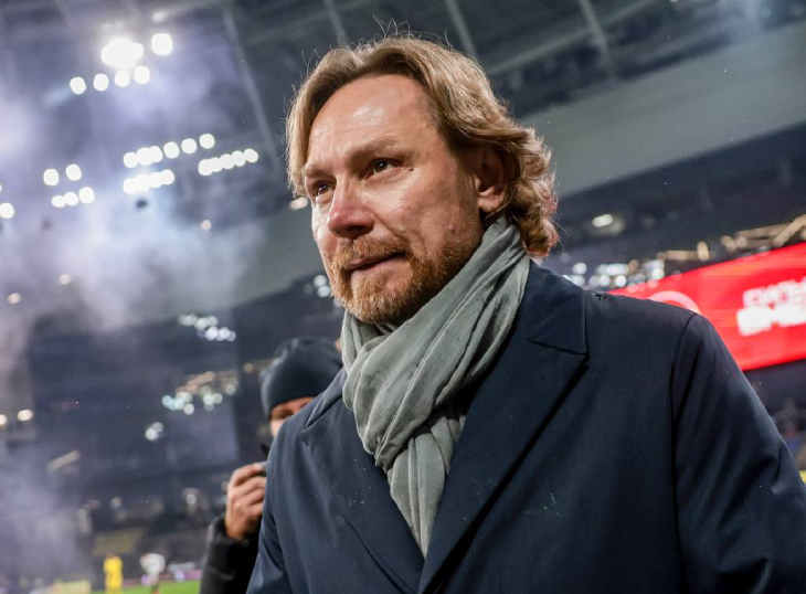 Валерий Карпин