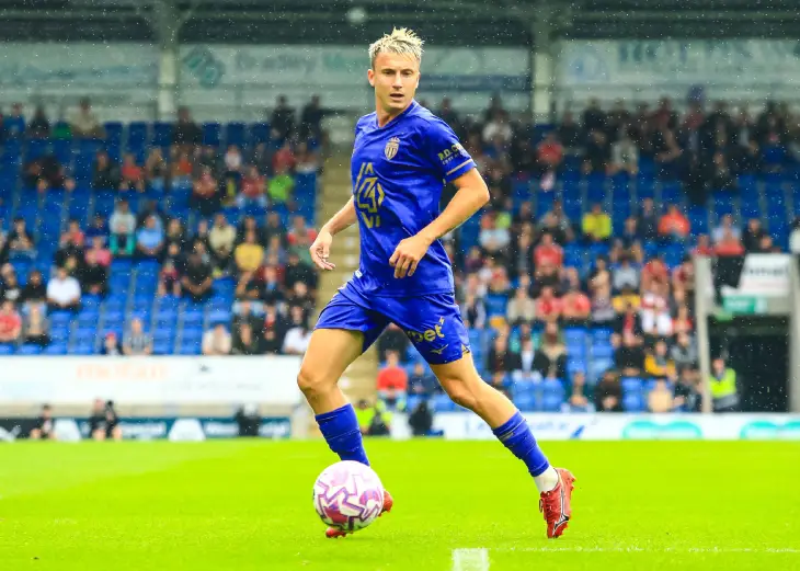 Александр Головин