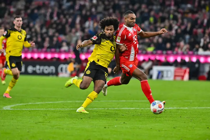 Второй тайм начался