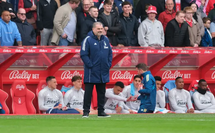 Постекоглу выглядит спокойным на фоне слухов