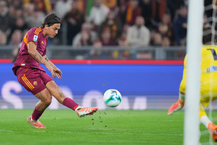 Удар Пауло Дибалы