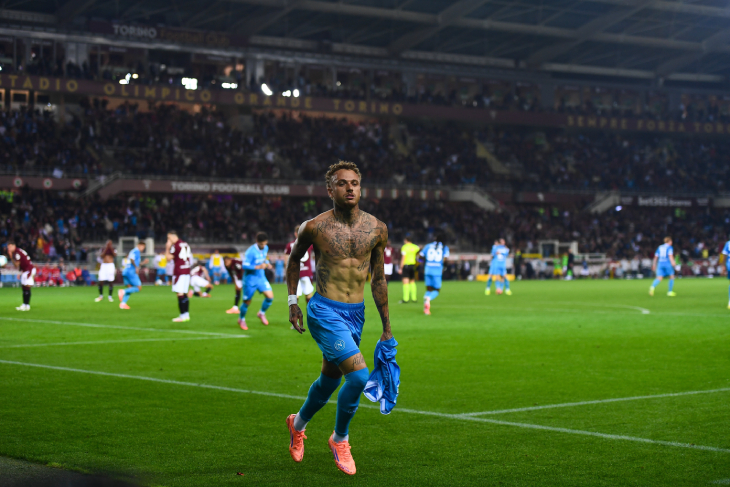 Ноа Ланг празднует отменённый гол