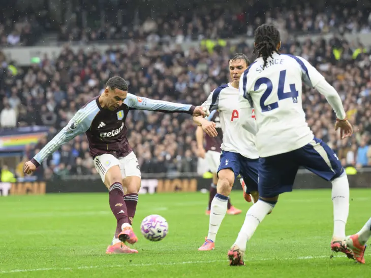 «Тоттенхэм» — «Астон Вилла» 