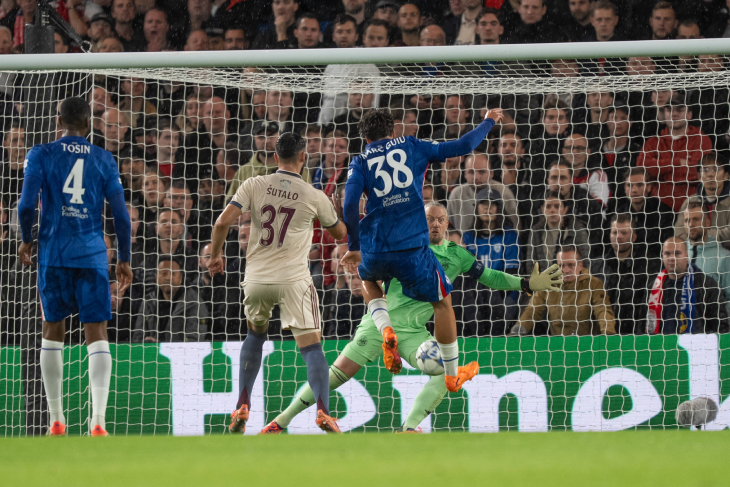 Гол Марка Гиу