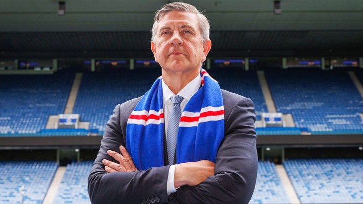 Эндрю Кавена