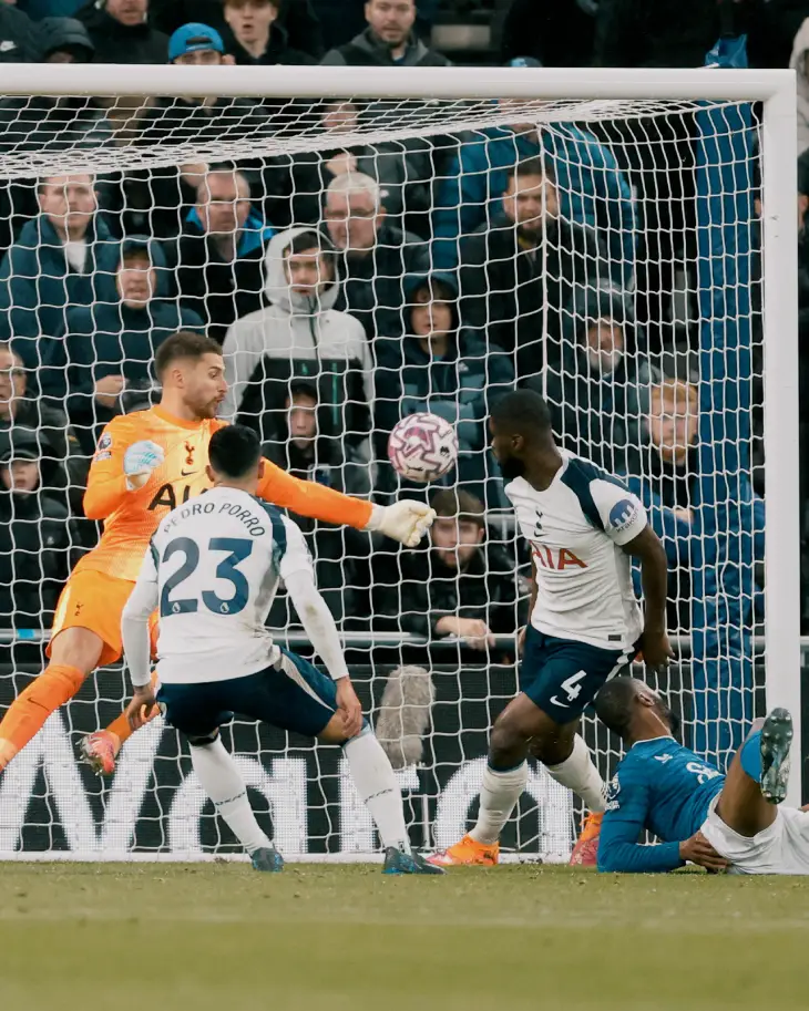 Бету Гомеш пробил через себя