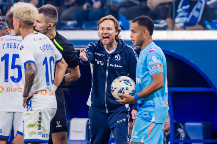 Валерий Карпин