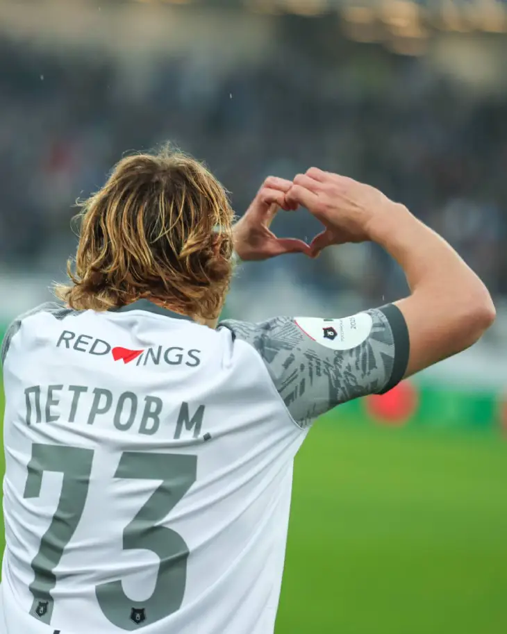 Максим Петров