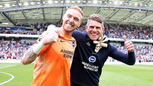 Джек Стерн (справа) 