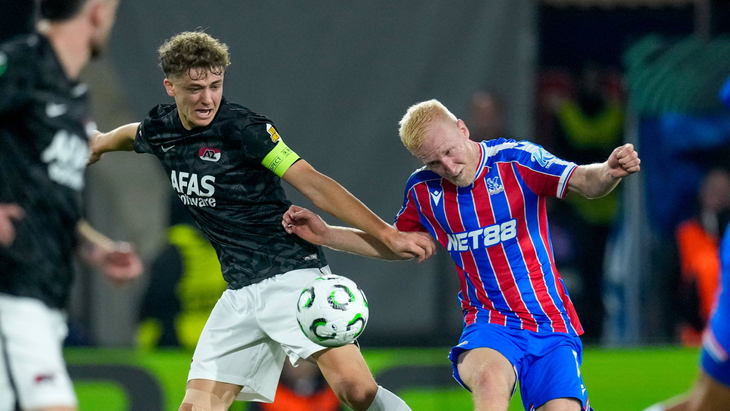 Фрагмент матча «Кристал Пэлас» — «Аз Алкмар»