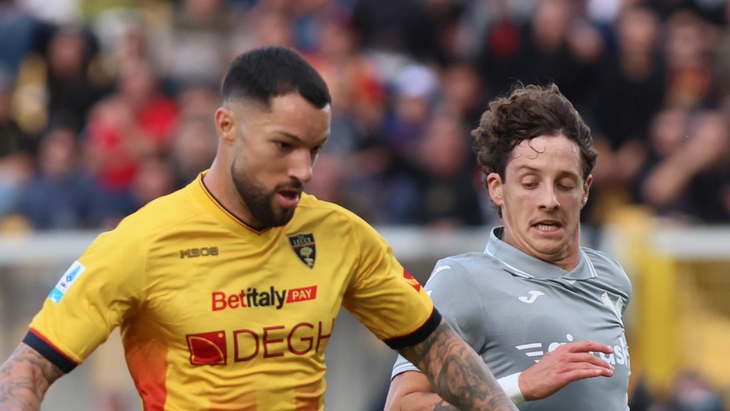 Фрагмент матча «Лечче» — «Верона»