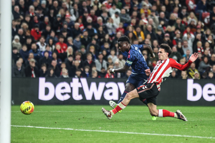 Гол Букайо Сака