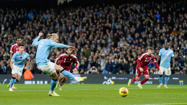 Эрлинг Холанн не забивает пенальти