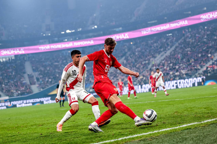 Россия — Перу