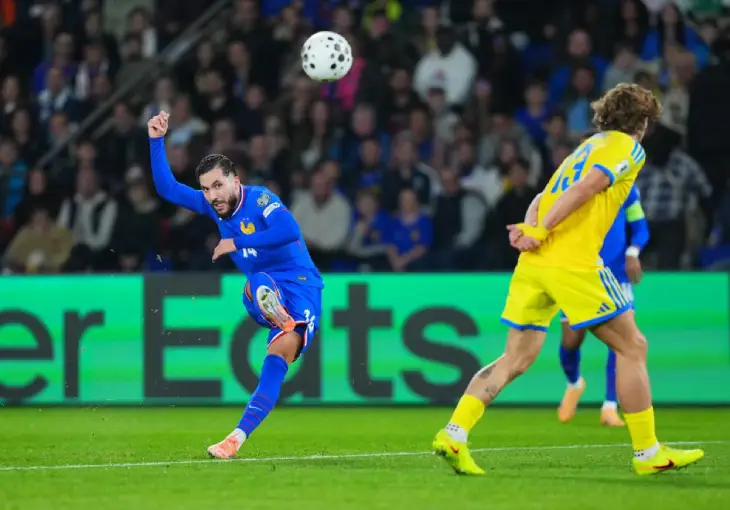 Шерки один из самых опасных игроков в первой половине матча