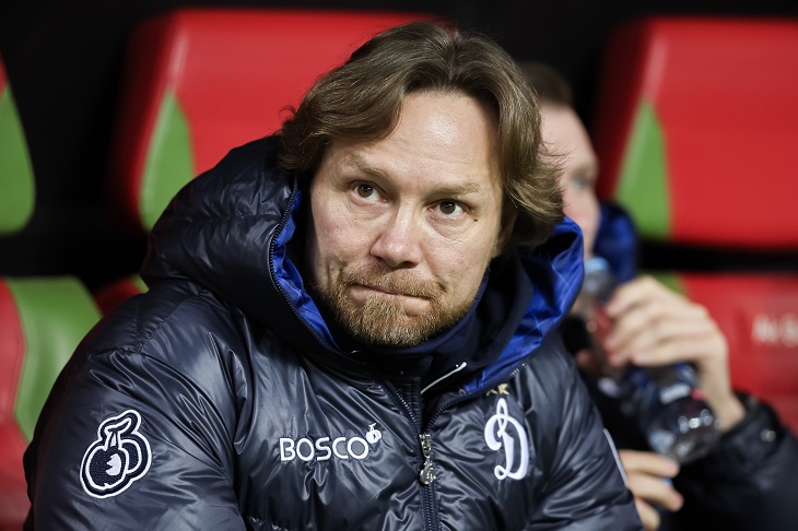 Валерий Карпин