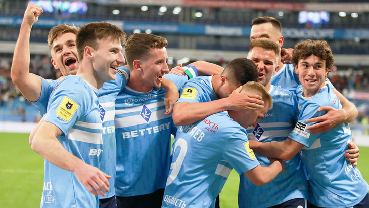 Футбольный клуб «Крылья Советов»