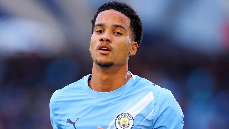 Дивайн Мукаса