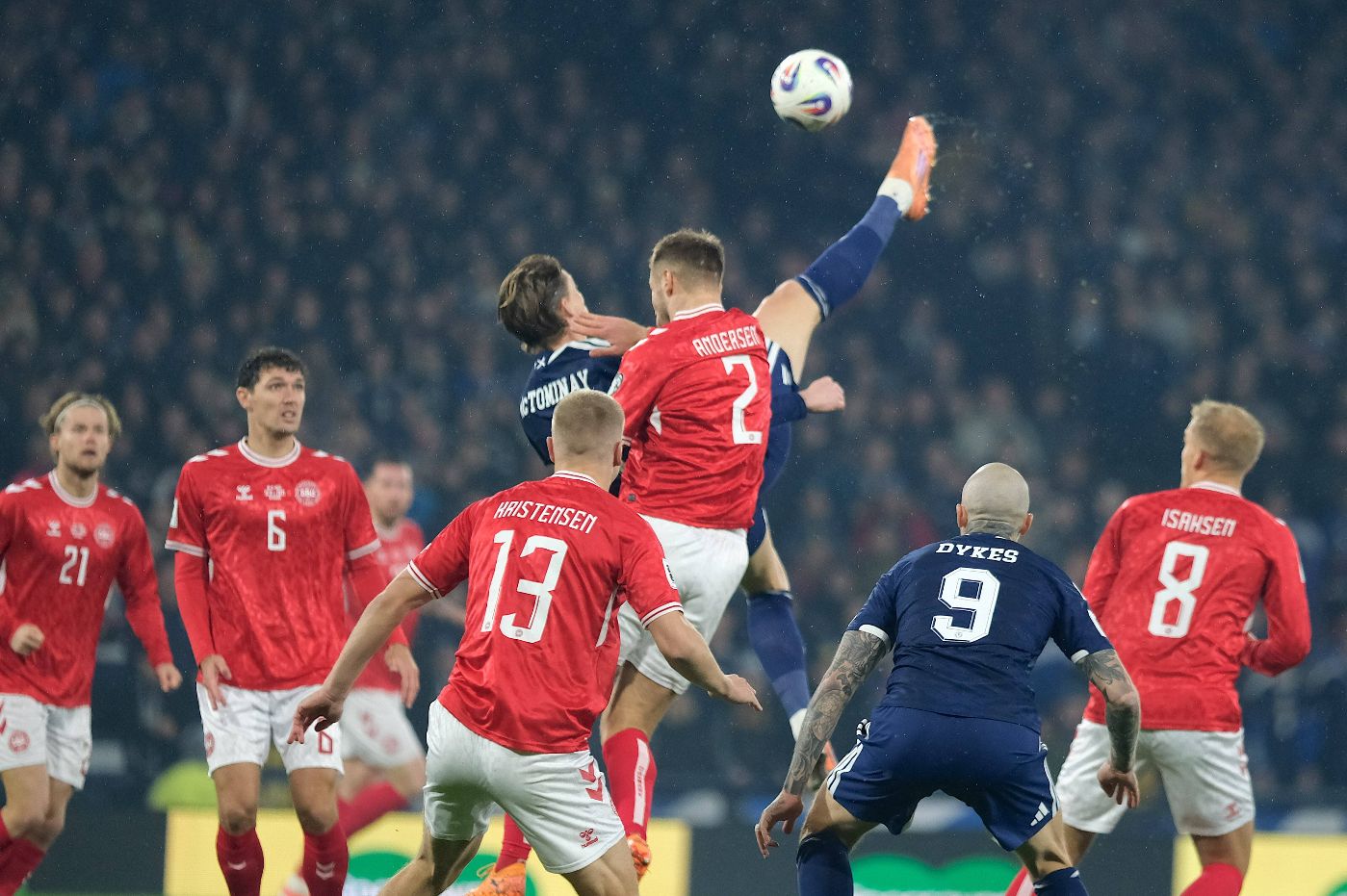 Сборная Дании упустила прямую путевку на ЧМ-2026