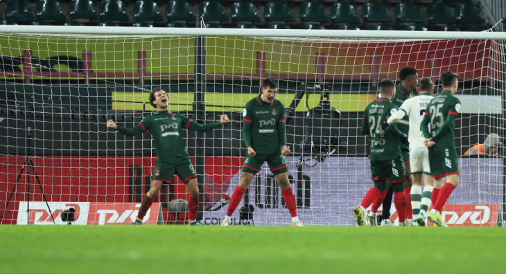 Игроки «Локо» после спасения Монтеса