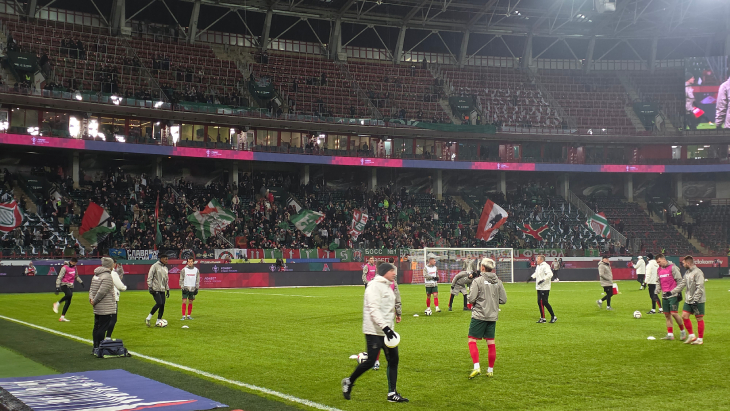 Разминка игроков «Локо»