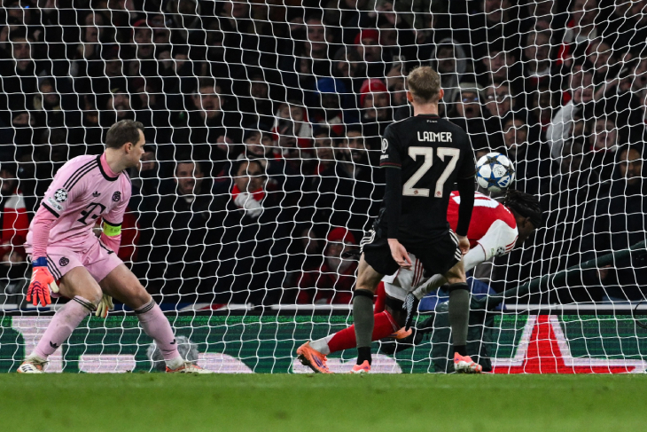 Гол Мадуэке