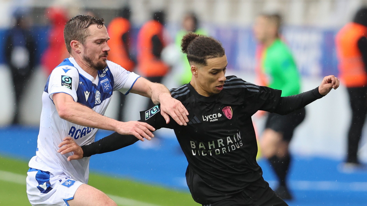 «Париж» — «Осер»