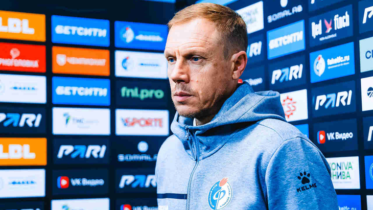 Олег Василенко (главный тренер «Факела»)