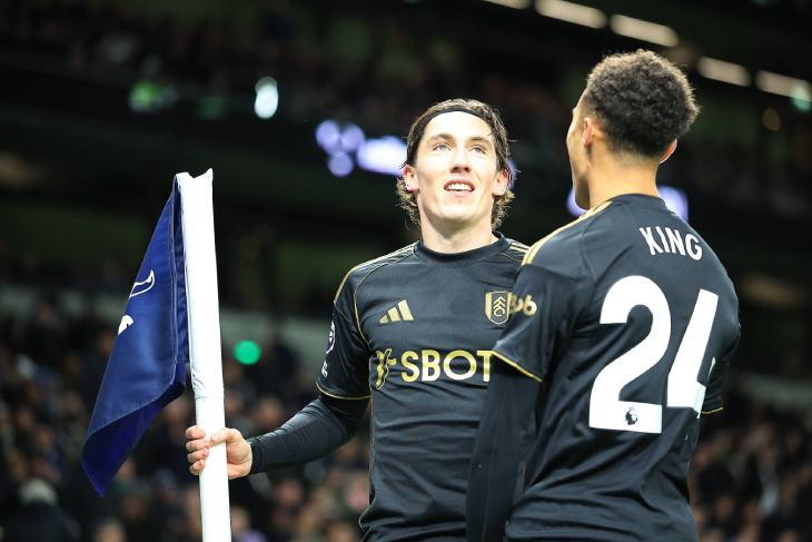 Гарри Уилсон празднует гол