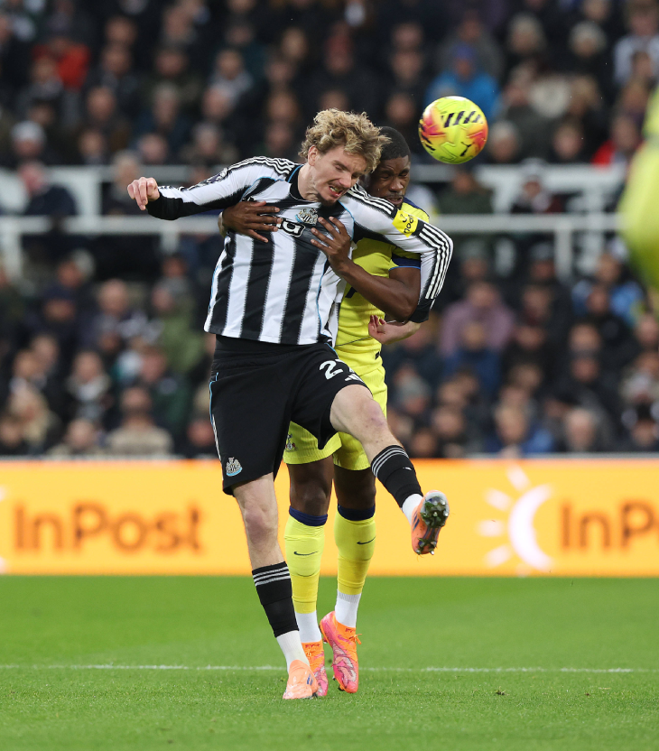 «Ньюкасл» — «Тоттенхэм»