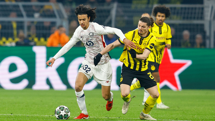 Аюб Буадди (слева)