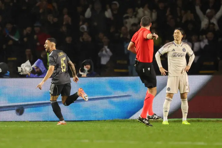 «Карабах» — «Аякс»