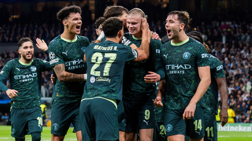 Игроки «Ман Сити» празднуют гол