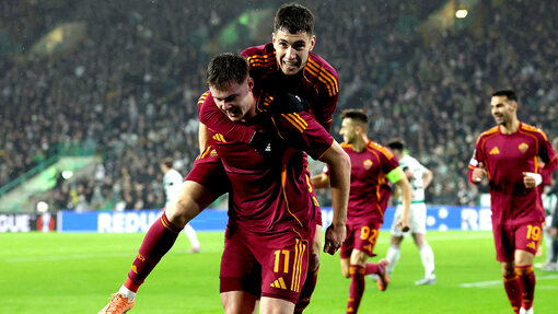 Эван Фергюсон празднует гол