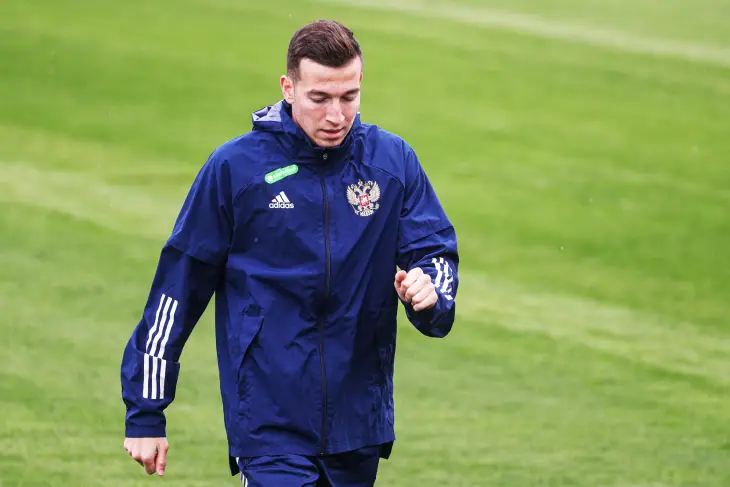 Денис Макаров