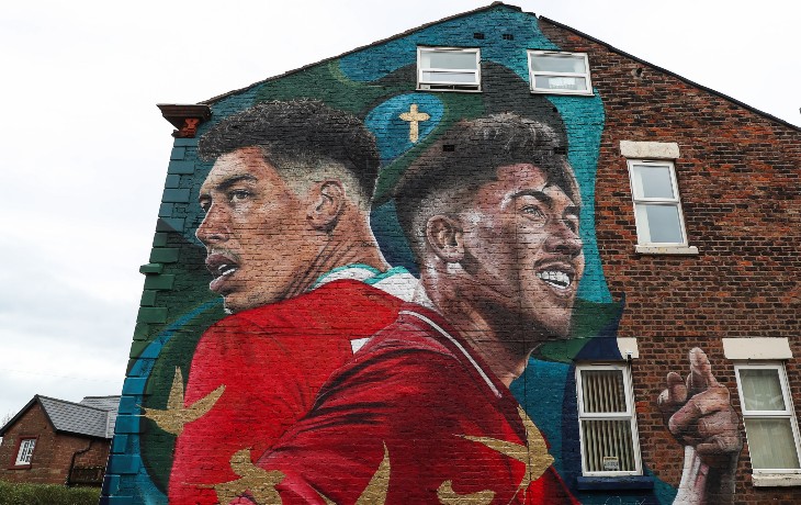 Мурал в честь Роберто Фирмино