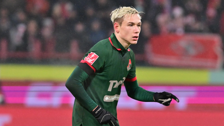 Алексей Батраков — полузащитник «Локомотива»